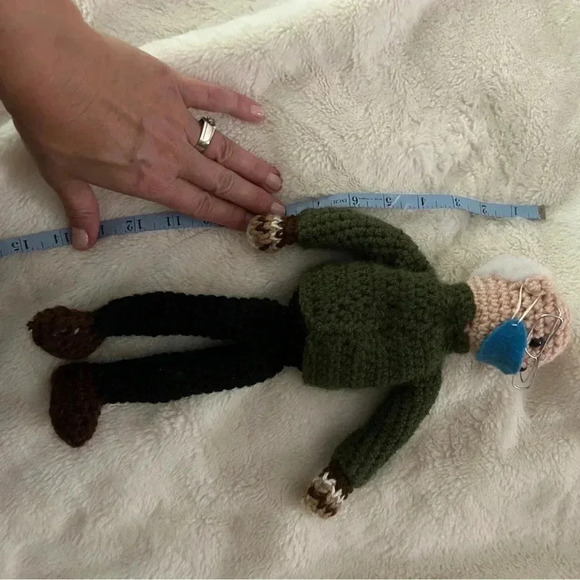 EUC Crochet Bernie Sanders 15” doll.From Covid era. Handmade. Mask and mittens - Picture 5 of 7